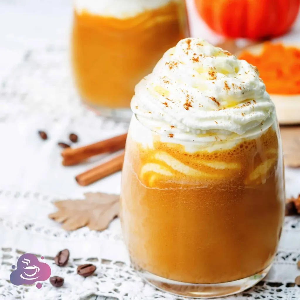 Pumpkin Spice Latte im Glas