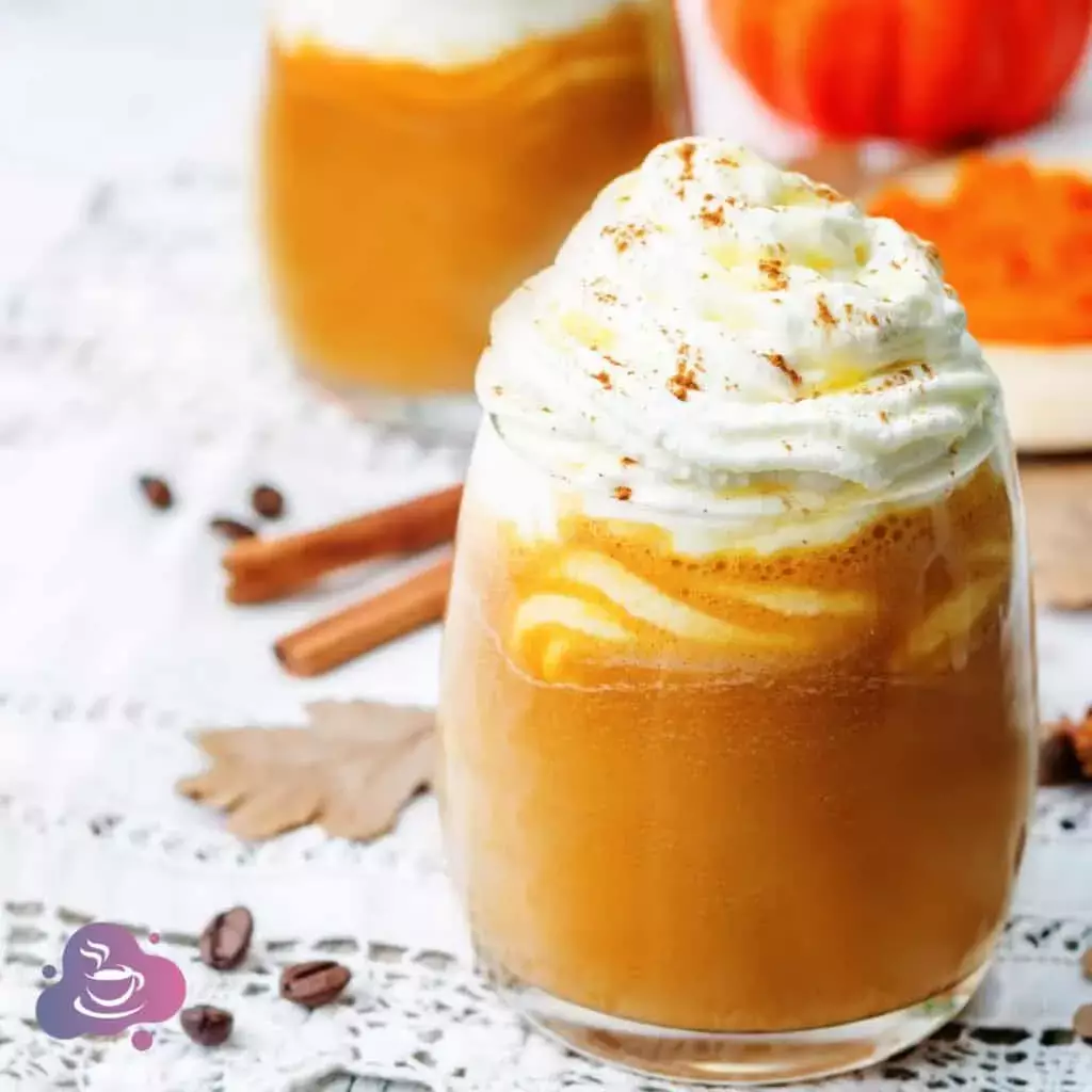 Pumpkin Spice Latte im Glas