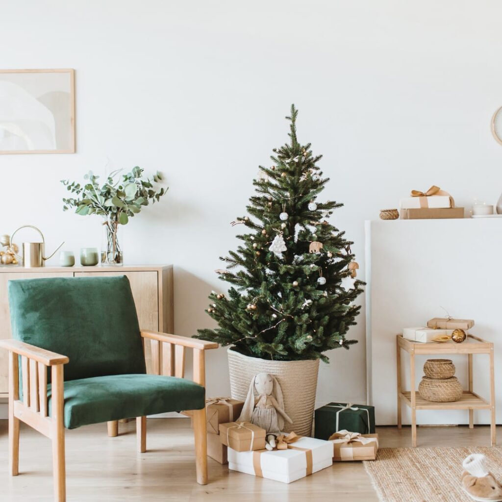 Weihnachtsdekoration sinnvoll verstauen - Bild 3